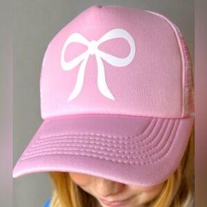 SUPER CUTE pink trucker hat w/ white bow